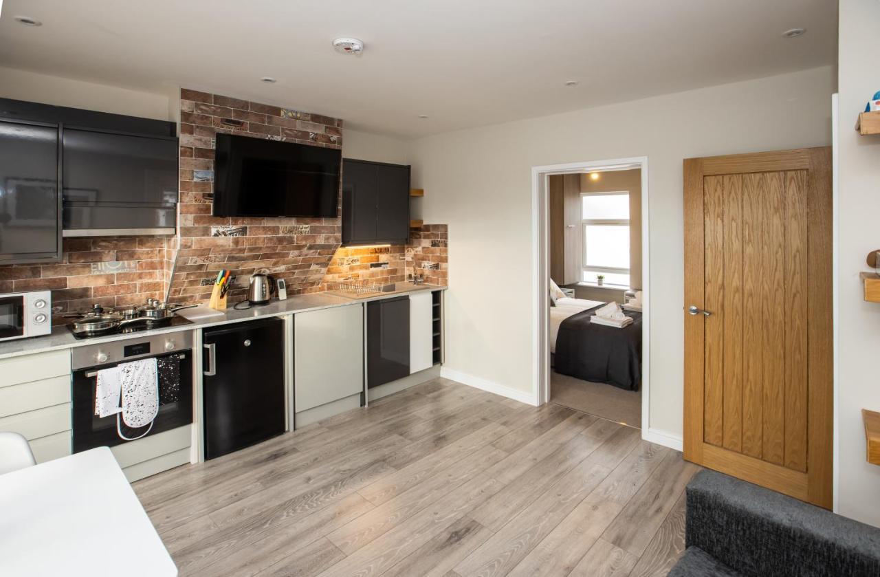 Bright And Luxurious Flat In The Heart Of Reading Apartment Exterior photo